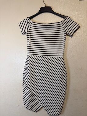 1 State Off-Shoulder Black & White Striped One-Shoulder Dress